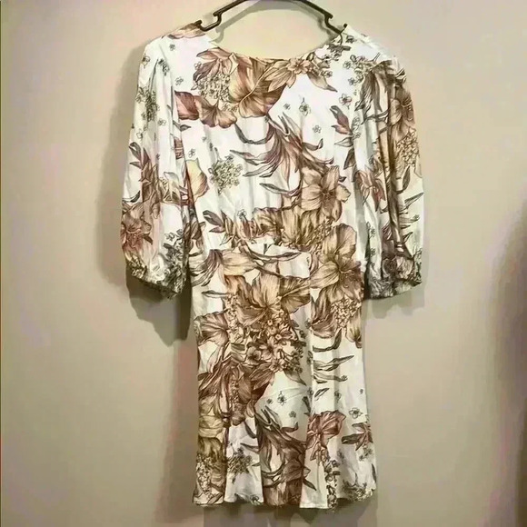 NWT Indikah sz S Brown and White Bishop Sleeve Midi Sundress - Picture 2 of 6